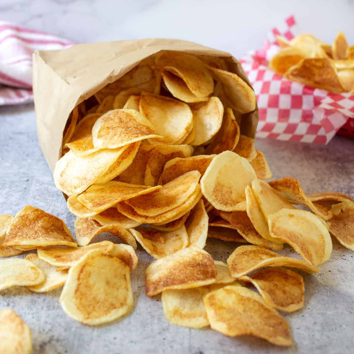 Real Cassava Chips Spicy 7 Oz, 200g